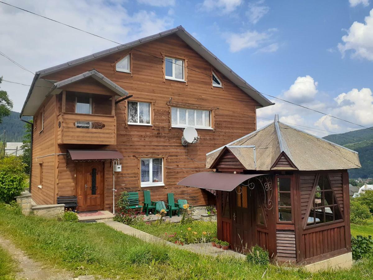 Hotel Kатруся Jaremtsche Exterior foto